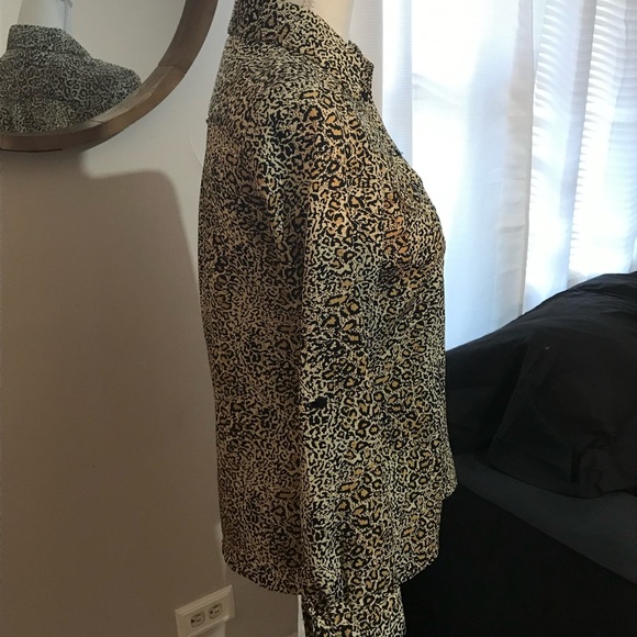 Elementz Leopard Button-down Blouse - Picture 4 of 8
